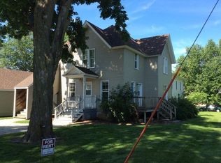 300 Jones St #1, Fayette, IA 52142