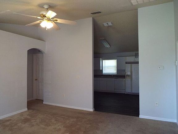 3rd image of 929 Cannes Dr