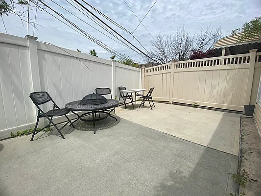 Rented by Rentiko Inc | media 24