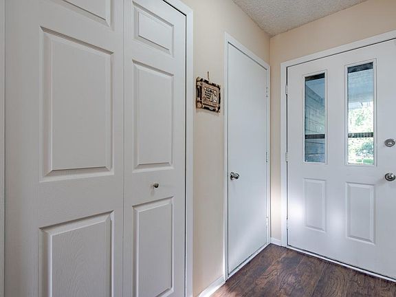 2nd image of 7951 Fairfield Cir