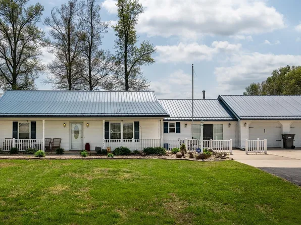 4161 Lagrande Trce, Carterville, IL 62918