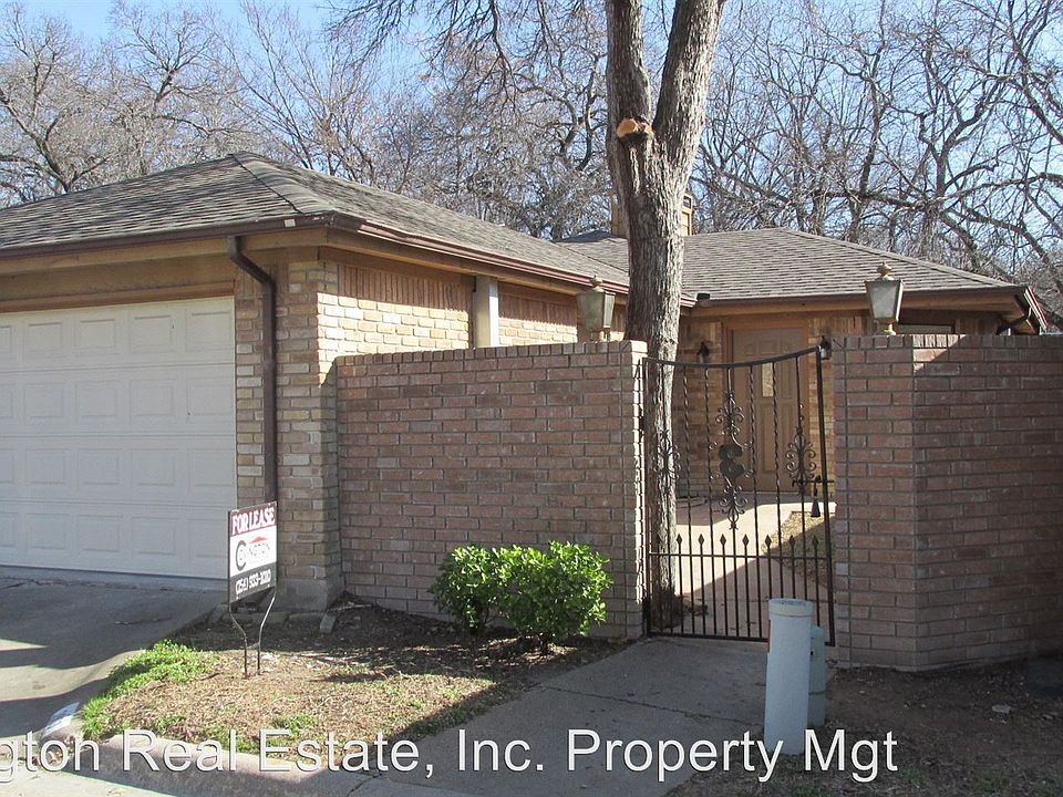 1st image of 3903 River Oaks Cir