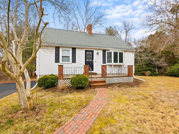 10 S Meadow Road, Carver, MA 02330