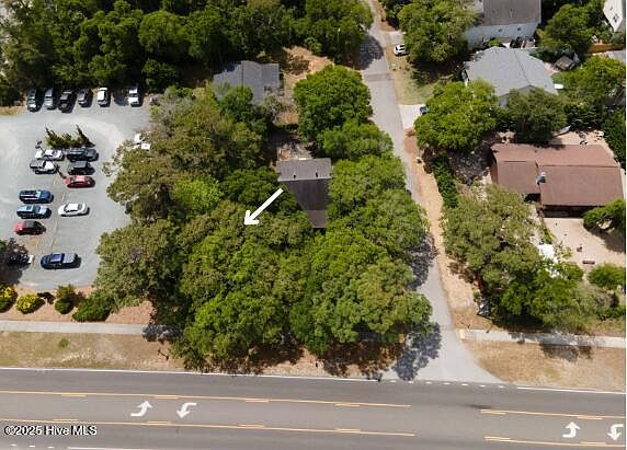 5th image of 4503 E Oak Island Drive