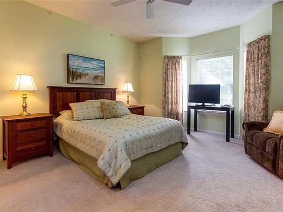 5th image of 9011 Arden Dr