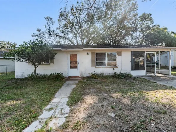 39252 Heights Ave, Zephyrhills, FL 33542