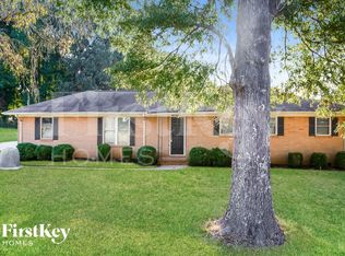 4020 Matthews Mint Hill Rd, Matthews, NC 28105