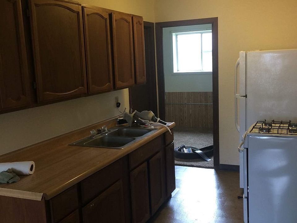 1st image of 115 N 20th St APT 1