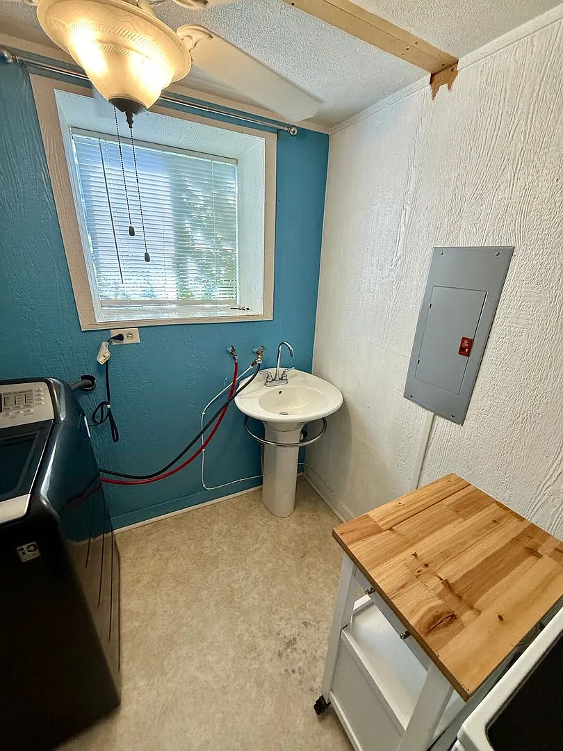Spacious 3-Bedroom, 2-Bath Home with Bonus Living Space — Photo 4
