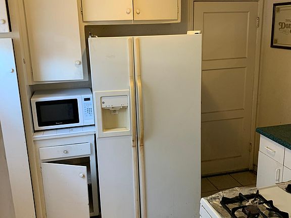 5th image of 6352 Riverton Ave