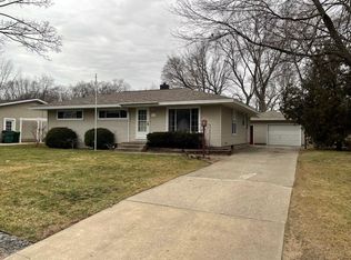 2126 Lawnel Ave, Norton Shores, MI