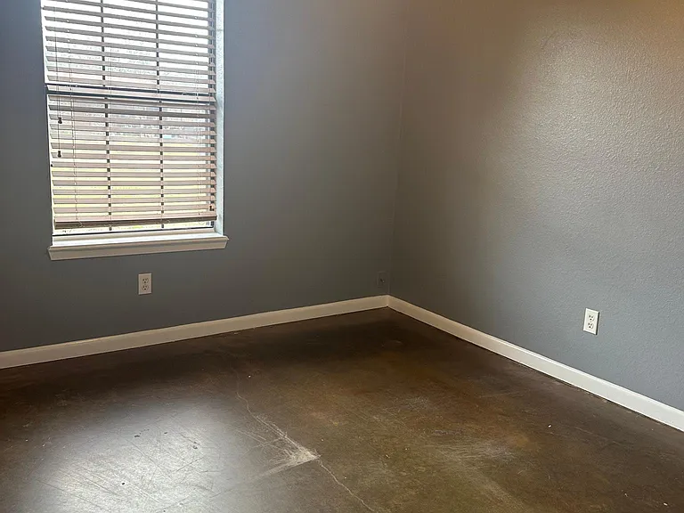109 Red Pheasant Dr — Photo 3