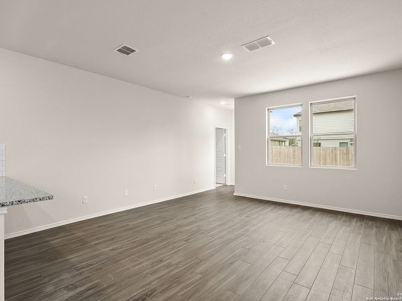 3rd image of 9318 Graze Land Drive