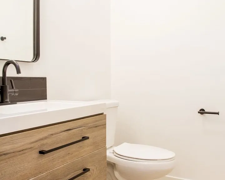 564 Lewski Lane - Residential — Photo 3