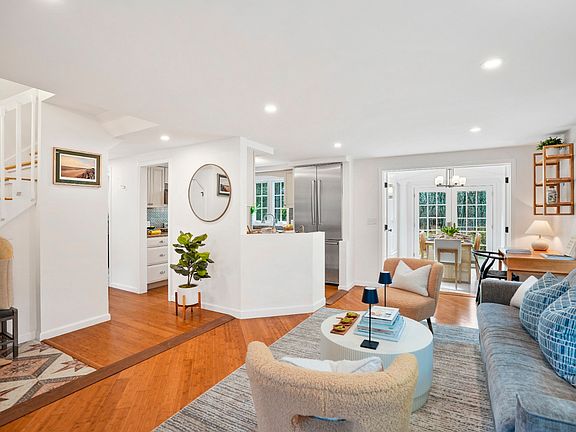 4th image of 26 Sea Glen Rd