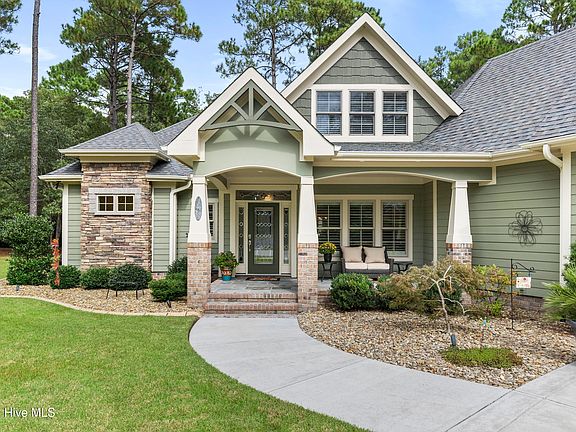 5th image of 505 White Tail Court SE