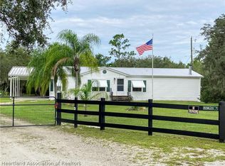 250 Citrus Trl, Lake Placid, FL 33852