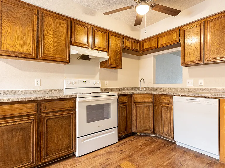 323 W William Cannon Dr #A — Photo 12
