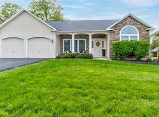 3295 Oak Brook Rd, Baldwinsville, NY 13027