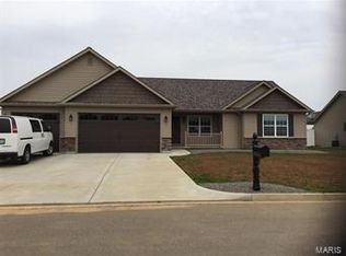 537 Ridgehaven Ct, Farmington, MO 63640