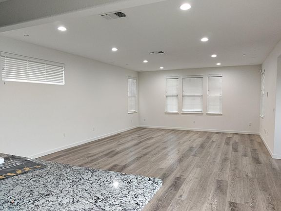 5th image of 1247 S Palermo Ln