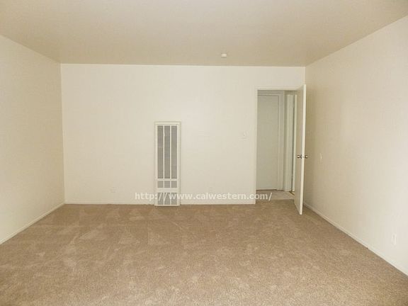 3rd image of 1730 Virginia Ave APT 3