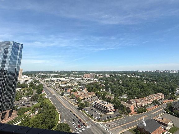 5th image of 3701 S George Mason Dr Unit 2612N