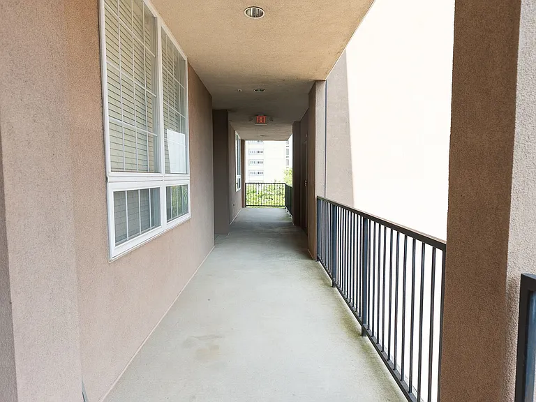 360 S Elm St #211 — Photo 3