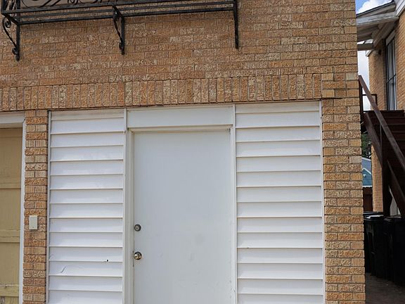 3rd image of 2705 NW 13th St