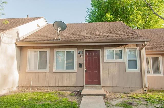 1st image of 866 Dawnview Ct