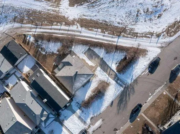 1804 N 41st St NW, Calgary, AB T3B 1A5