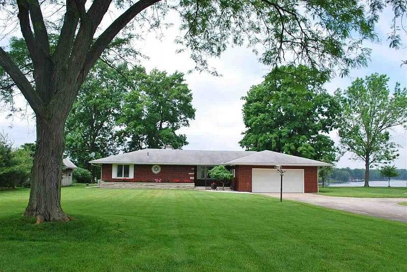 1st image of 55897 Riverdale Dr