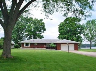 55897 Riverdale Dr, Elkhart, IN 46514