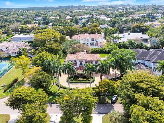 3rd image of 7801 Los Pinos Blvd
