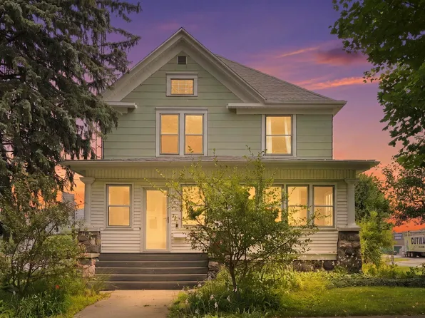 221 S Poplar St, Lagrange, IN 46761