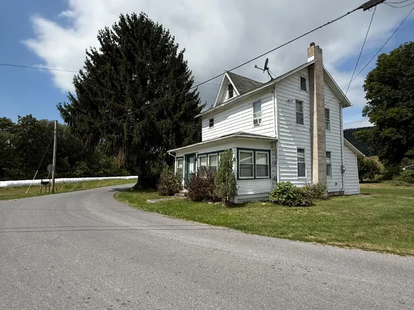 1329 Summer Mountain Rd, Loganton, PA 17747