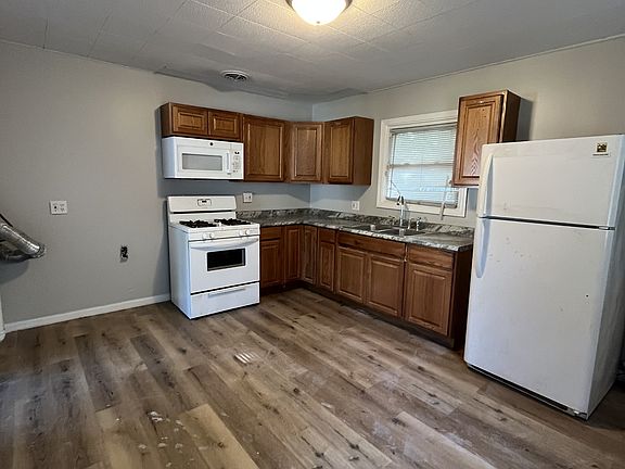 2nd image of 6424 New Hampshire Ave
