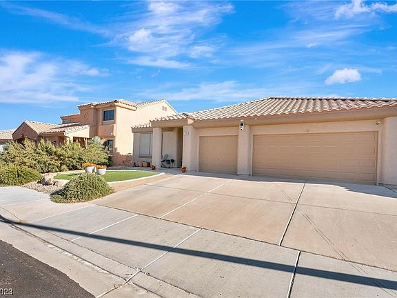 5th image of 945 High Plains Dr