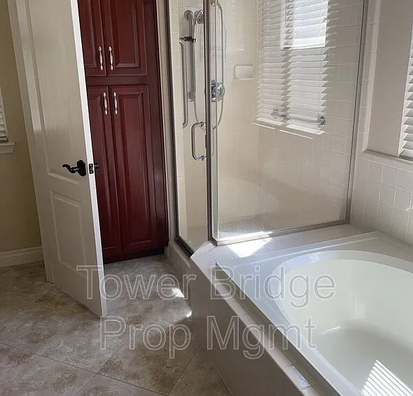 12040 Gold Pointe Ln — Photo 23