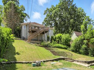 28629 W Ravine Dr, Barrington, IL 60010