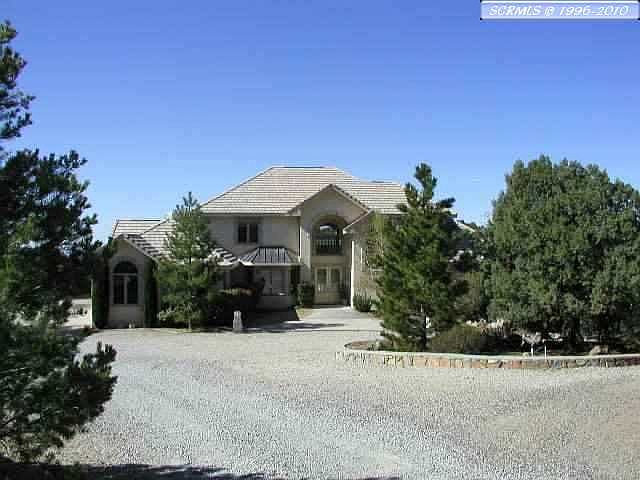 1st image of 10 Oxbow Dr
