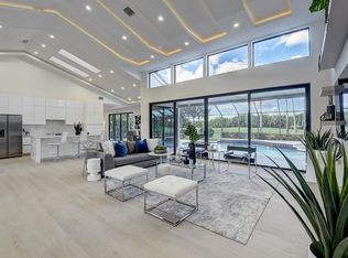 10466 Stonebridge Blvd, Boca Raton, FL 33498