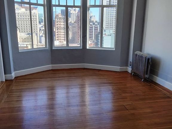 2nd image of 536 Leavenworth St APT 1106