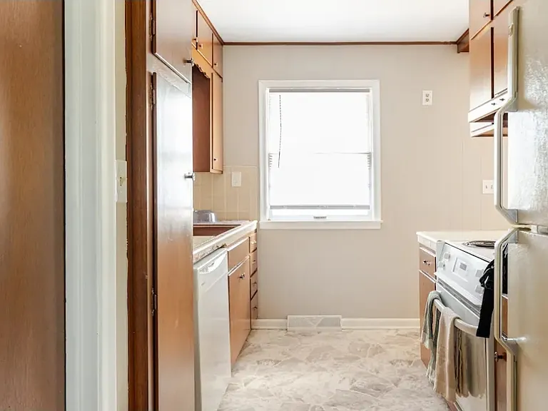 11337 Minor Dr — Photo 20