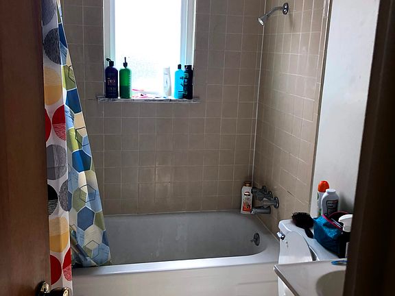 5th image of 316 E University St #29