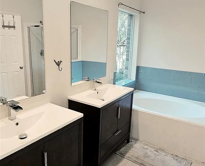 140 S Winterport Cir — Photo 22