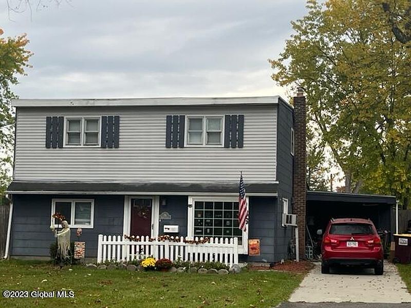 3rd image of 26 bailey Avenue