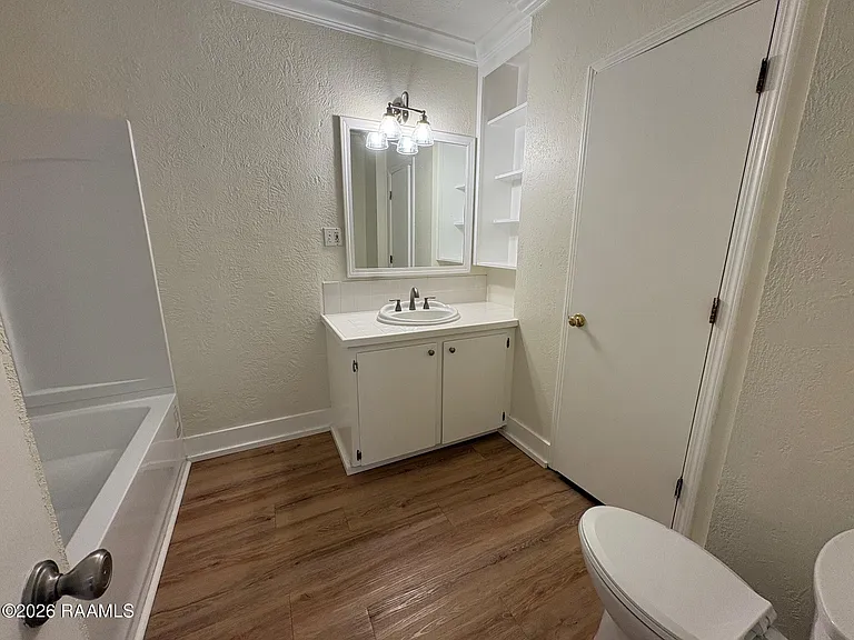 524 Cedar Crest Ct — Photo 10