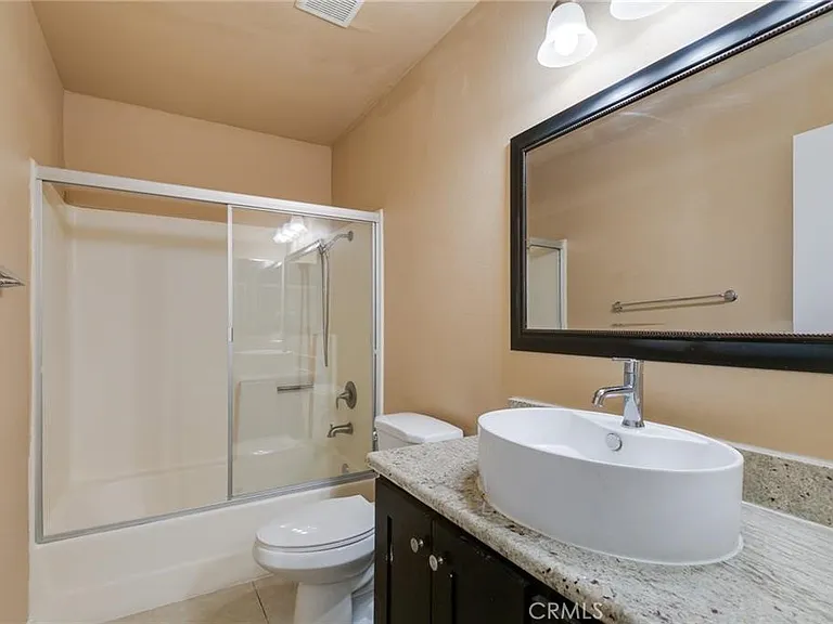 1044 Cogburn Ln — Photo 14