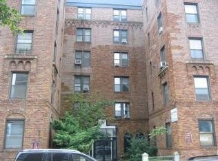 601 Brightwater Ct, Brooklyn, NY 11235